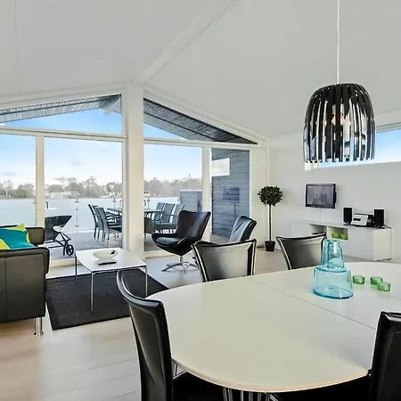 3 Bedroom Cozy In * Frederikshavn